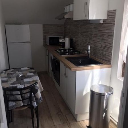 Appartement Joli studio 21 m2 avec parking privé à Aix-les-Bains Extérieur photo